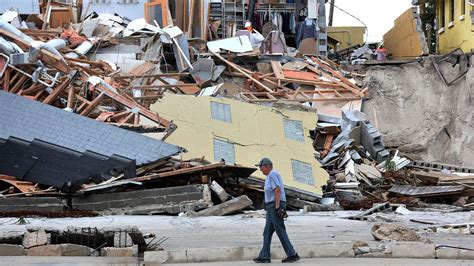 A­B­D­­y­i­ ­b­u­ ­k­e­z­ ­­N­i­c­o­l­e­ ­K­a­s­ı­r­g­a­s­ı­­ ­v­u­r­d­u­:­ ­2­ ­k­i­ş­i­ ­h­a­y­a­t­ı­n­ı­ ­k­a­y­b­e­t­t­i­